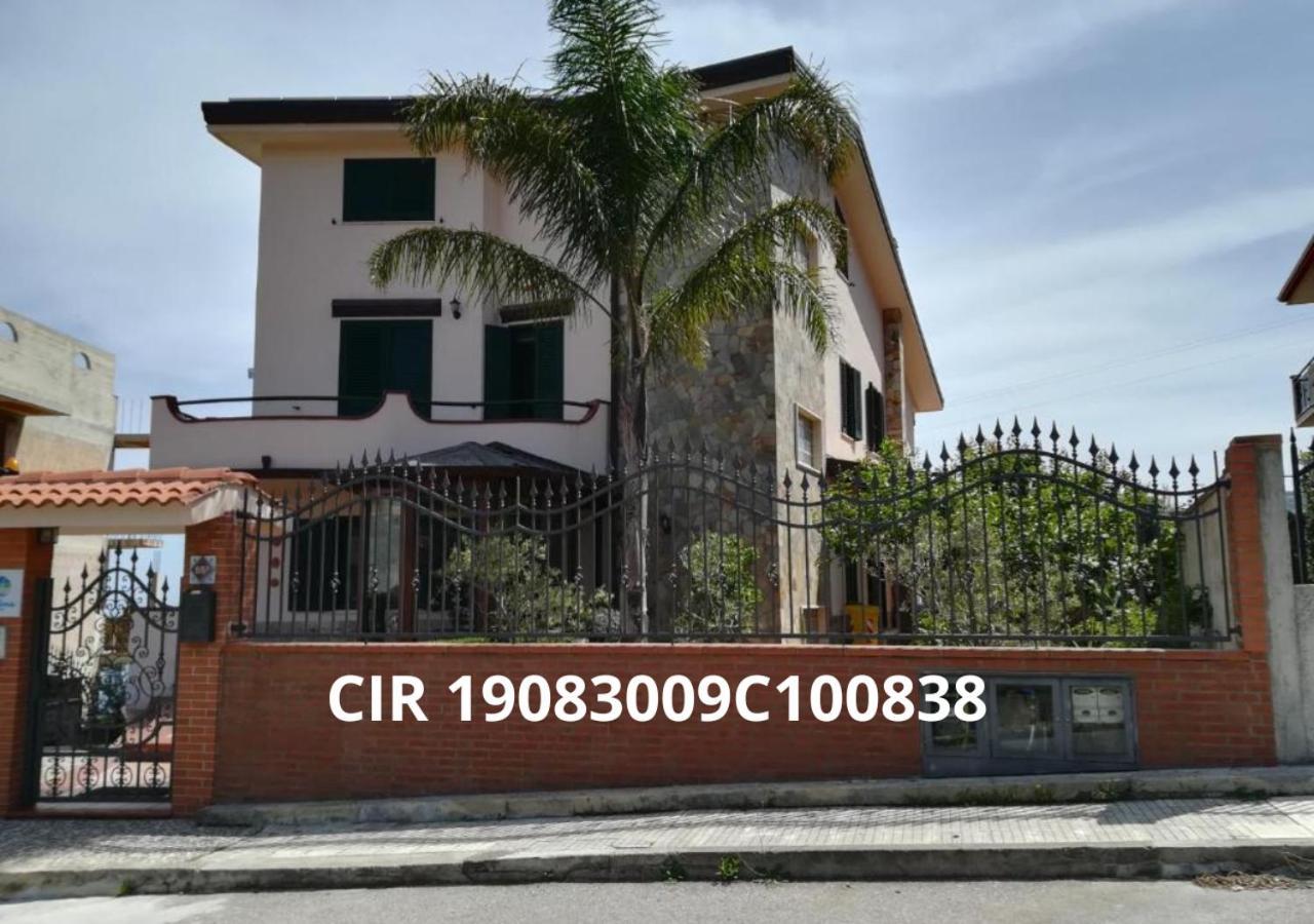 La Collina Capo D'Orlando Bed & Breakfast ภายนอก รูปภาพ