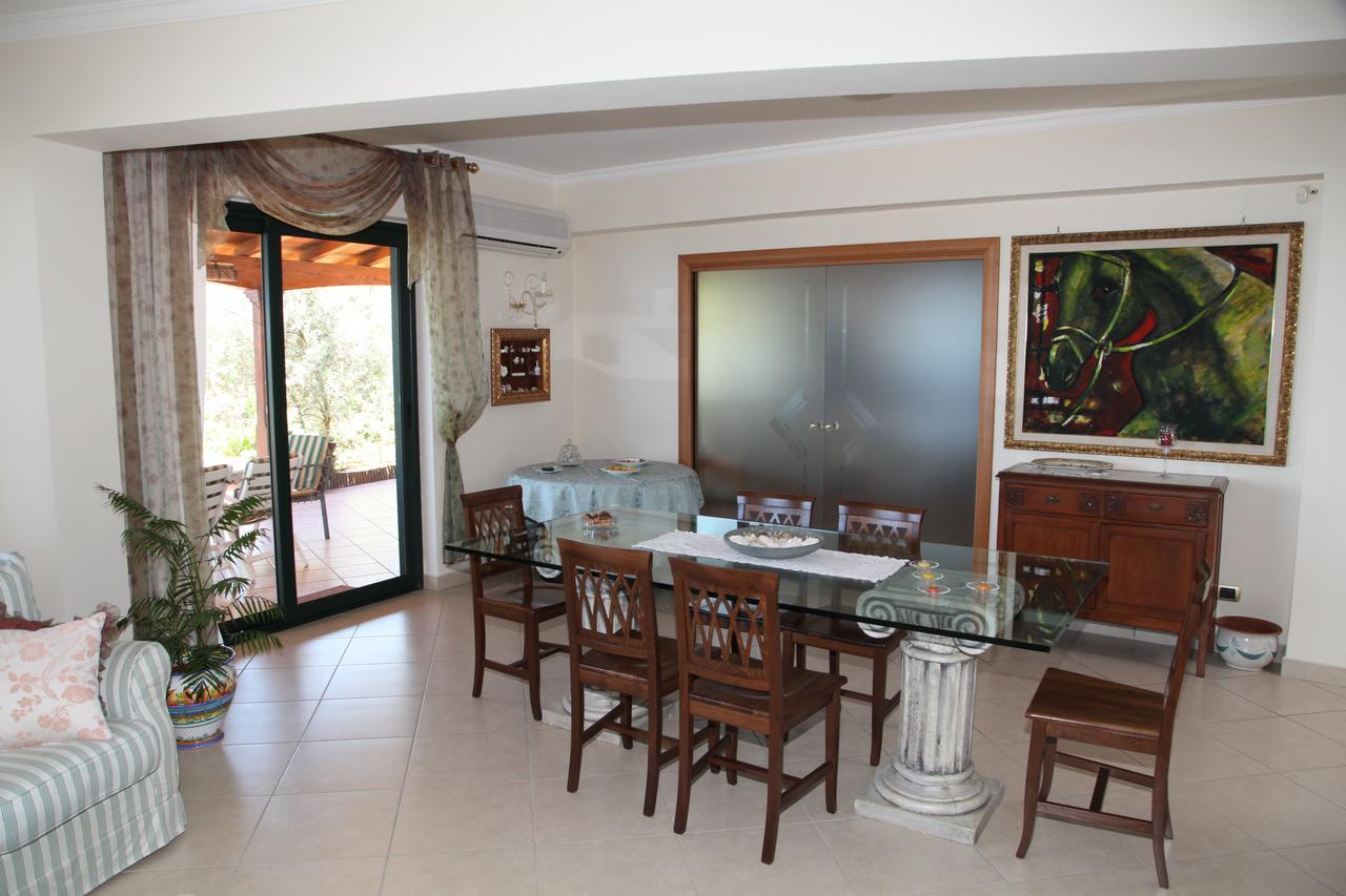 La Collina Capo D'Orlando Bed & Breakfast ภายนอก รูปภาพ