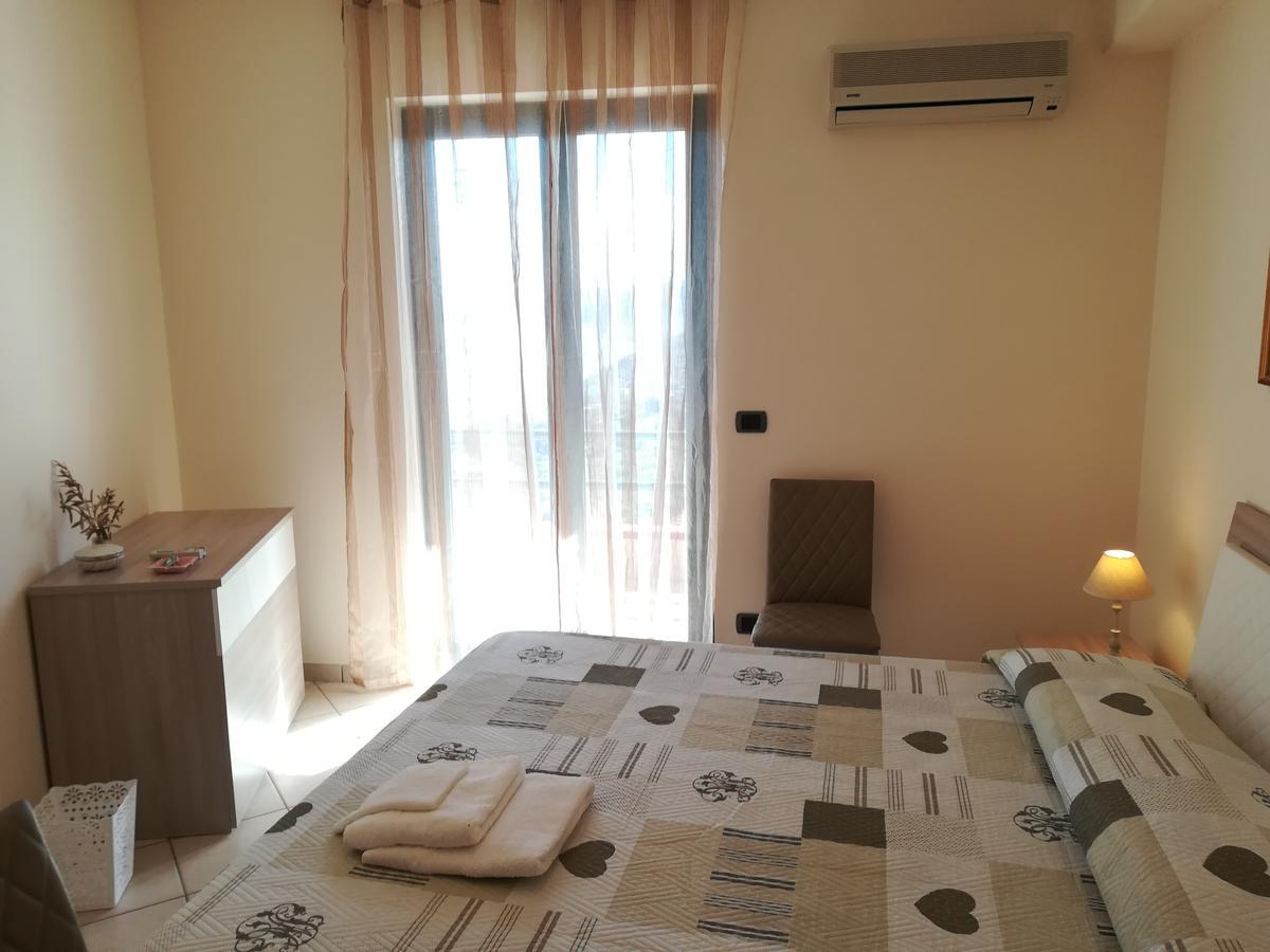 La Collina Capo D'Orlando Bed & Breakfast ภายนอก รูปภาพ