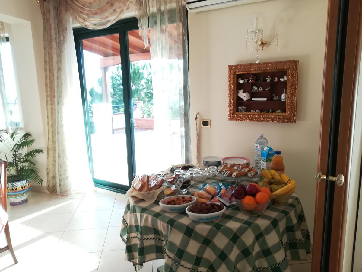 La Collina Capo D'Orlando Bed & Breakfast ภายนอก รูปภาพ