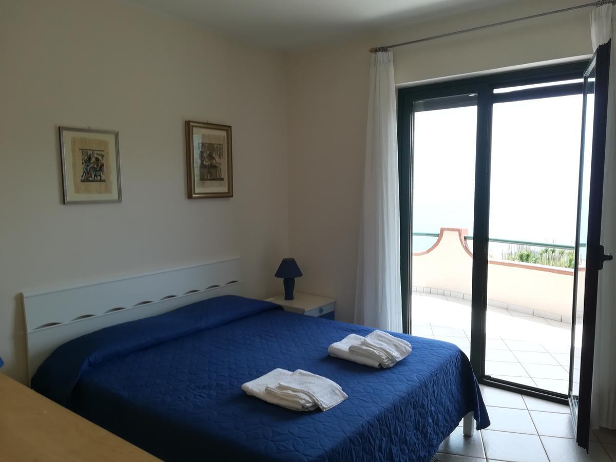 La Collina Capo D'Orlando Bed & Breakfast ภายนอก รูปภาพ