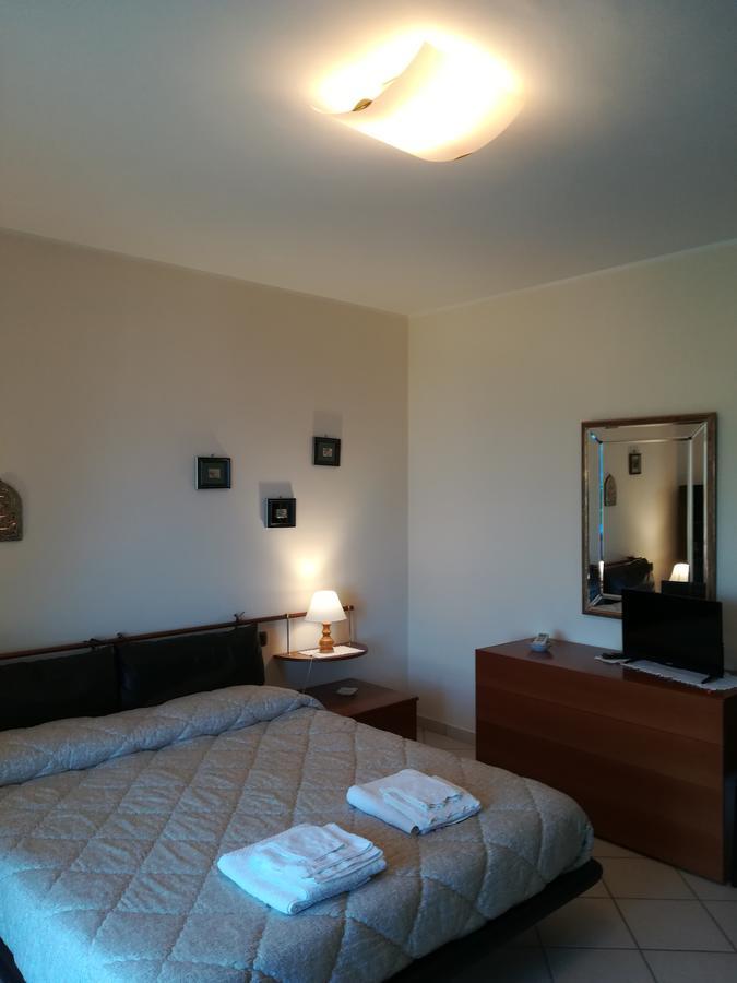 La Collina Capo D'Orlando Bed & Breakfast ภายนอก รูปภาพ